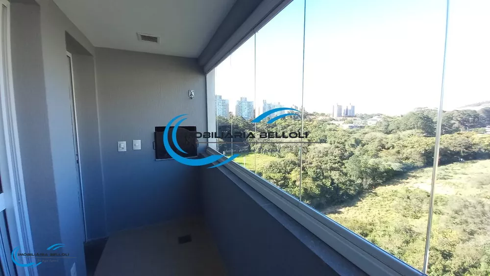 Apartamento à venda com 2 quartos, 68m² - Foto 1