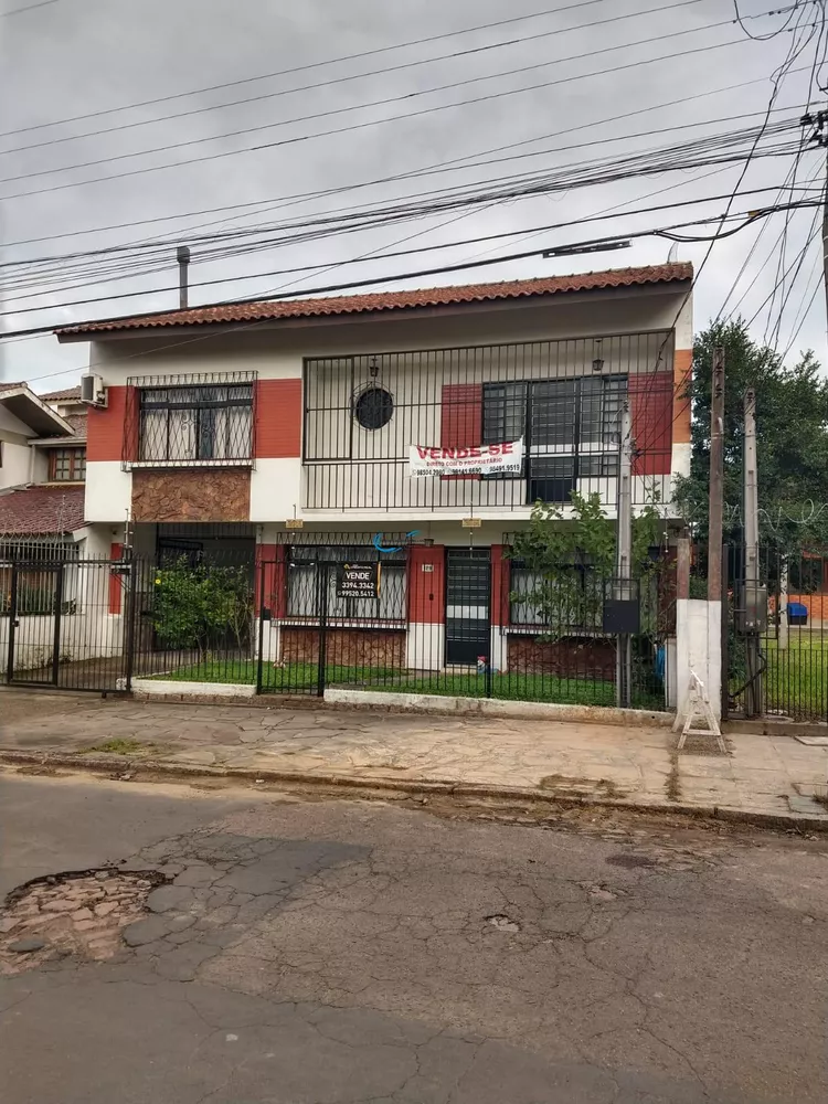 Casa à venda e aluguel com 3 quartos, 206m² - Foto 1