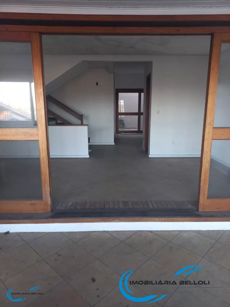 Casa, 3 quartos, 197 m² - Foto 2