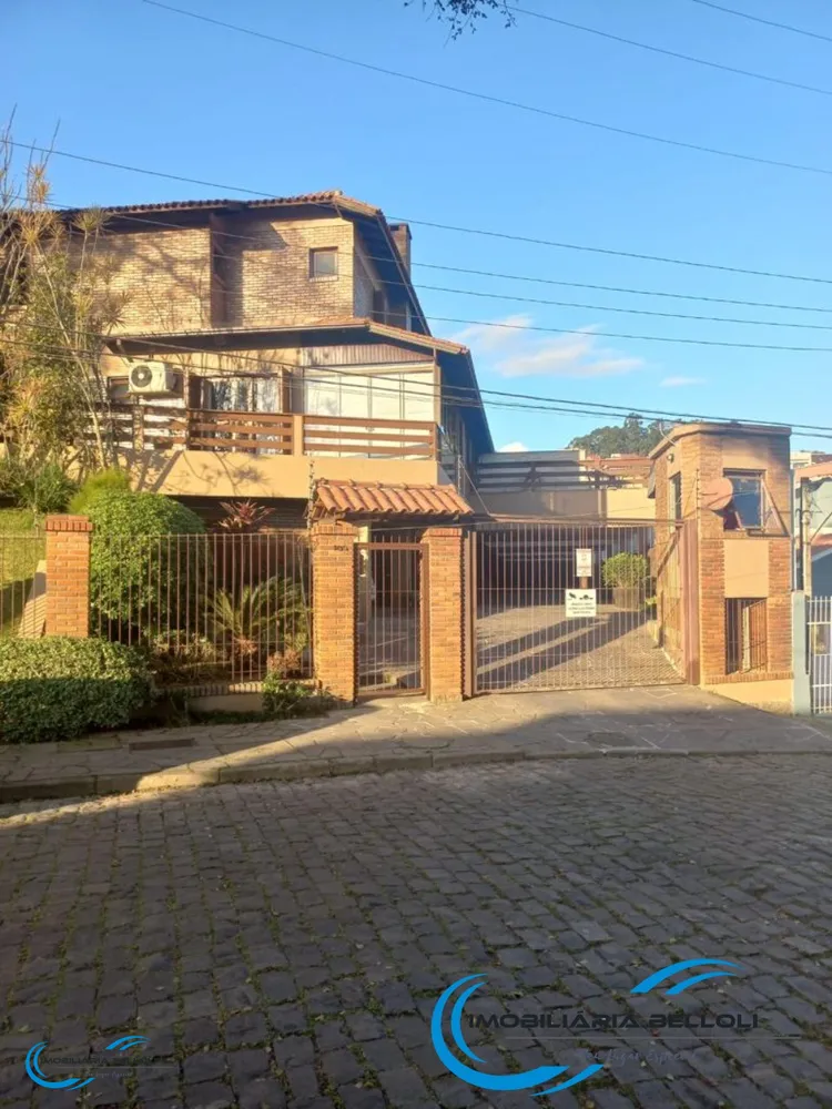 Casa, 3 quartos, 197 m² - Foto 1