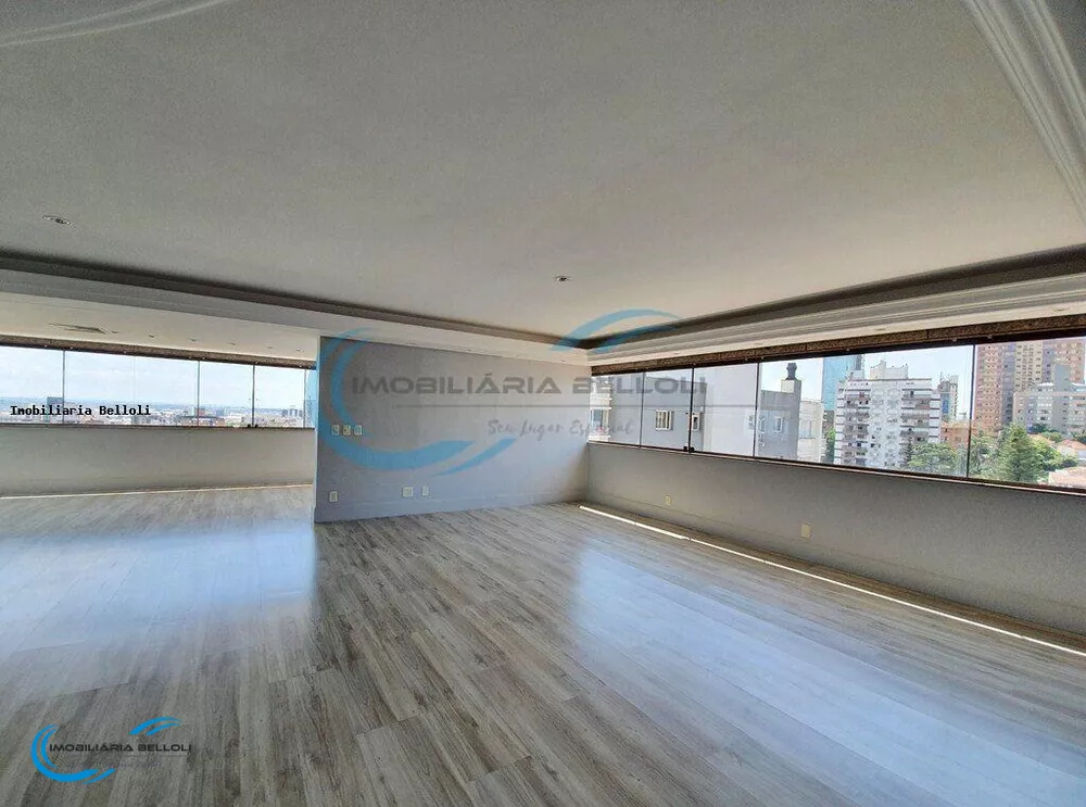 Apartamento à venda com 3 quartos, 230m² - Foto 1