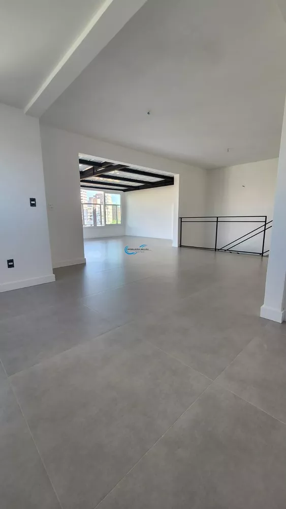 Cobertura, 3 quartos, 228 m² - Foto 6