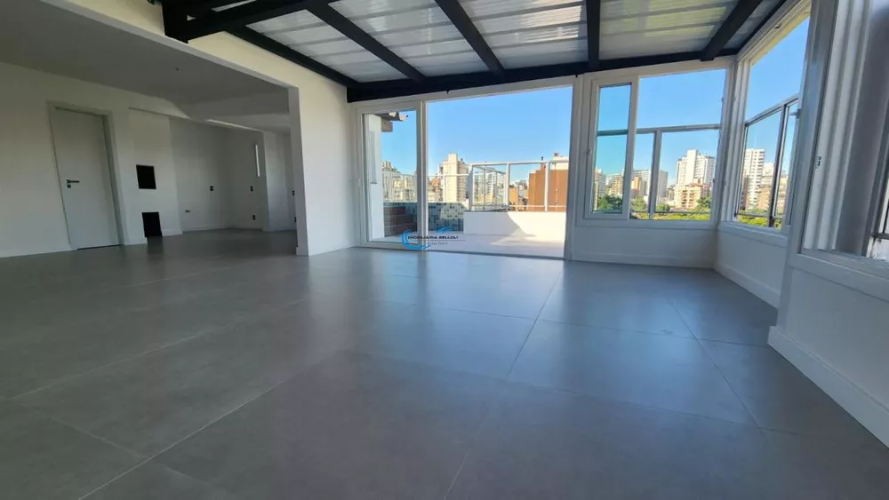 Cobertura à venda com 3 quartos, 228m² - Foto 2