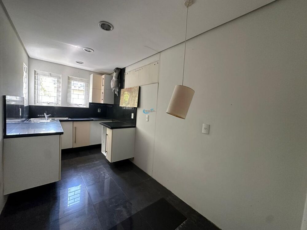 Casa, 5 quartos, 335 m² - Foto 3