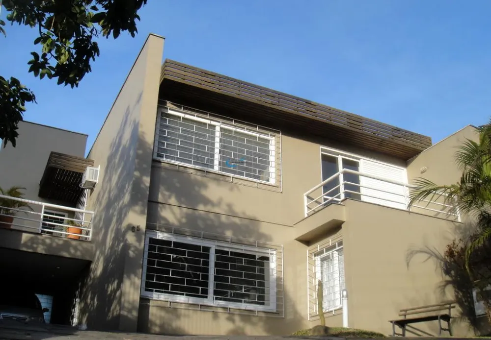 Casa, 5 quartos, 335 m² - Foto 1