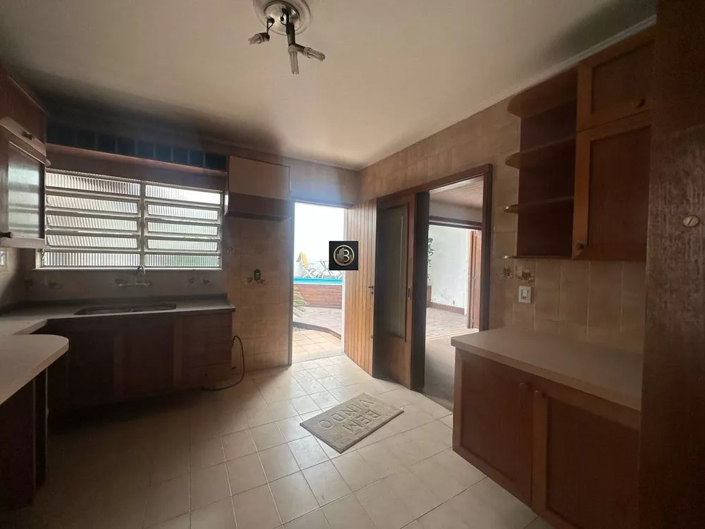 Casa, 3 quartos, 242 m² - Foto 9