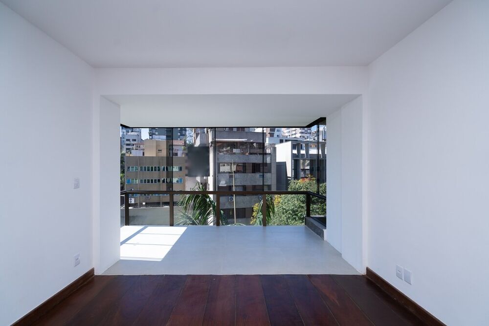 Cobertura à venda com 3 quartos, 244m² - Foto 1