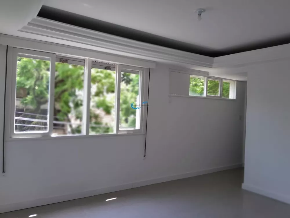 Apartamento à venda com 3 quartos, 101m² - Foto 2