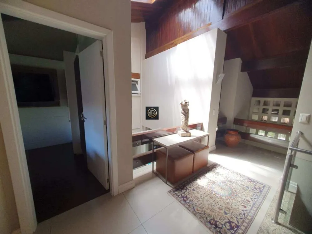 Casa, 4 quartos, 282 m² - Foto 9