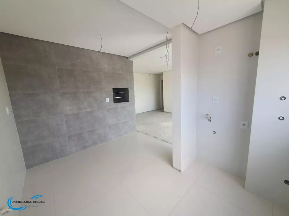 Apartamento à venda com 2 quartos, 78m² - Foto 3