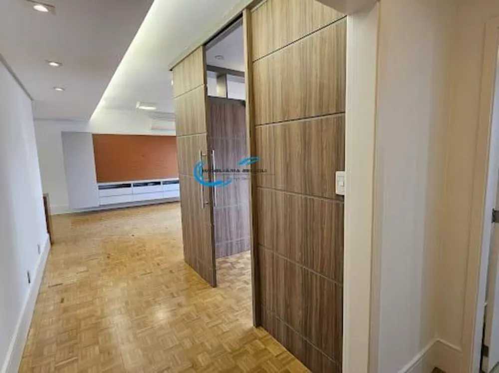 Apartamento à venda com 3 quartos, 150m² - Foto 4