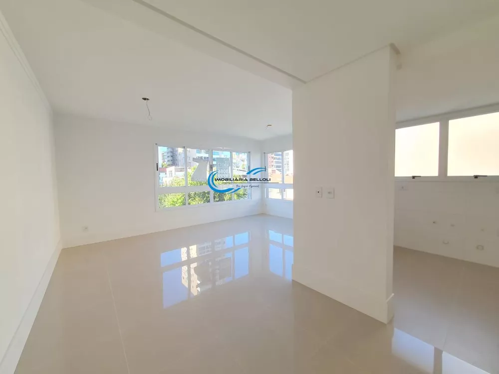 Apartamento à venda com 3 quartos, 92m² - Foto 4