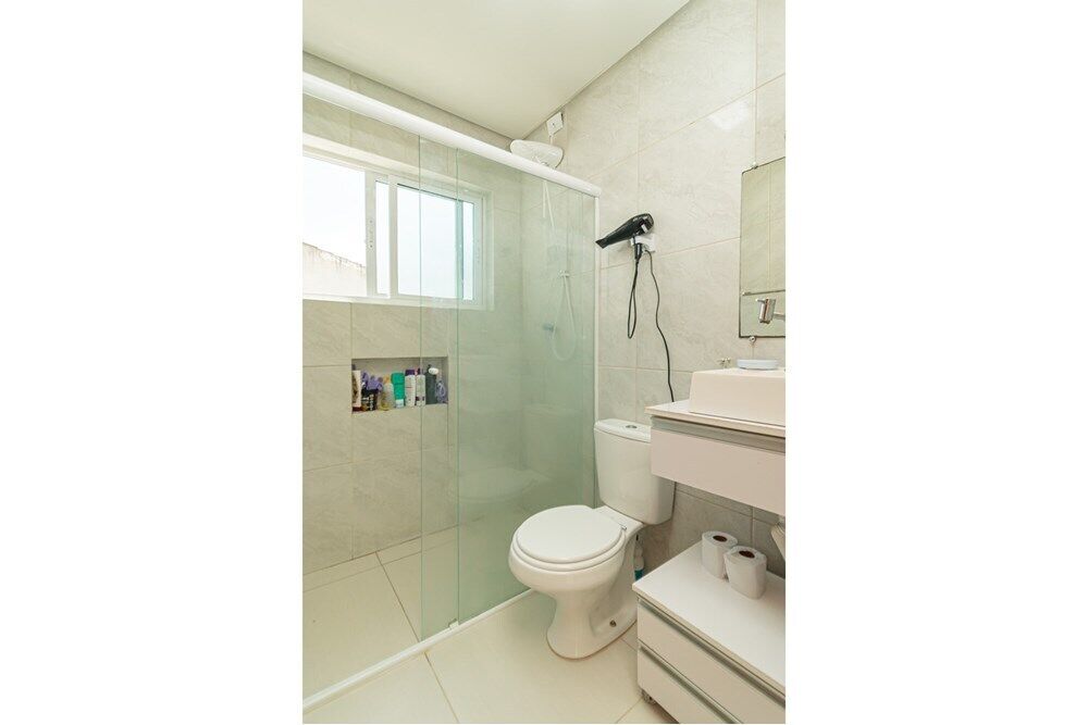 Casa à venda com 3 quartos, 177m² - Foto 3