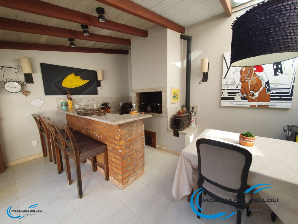 Casa, 4 quartos, 365 m² - Foto 1