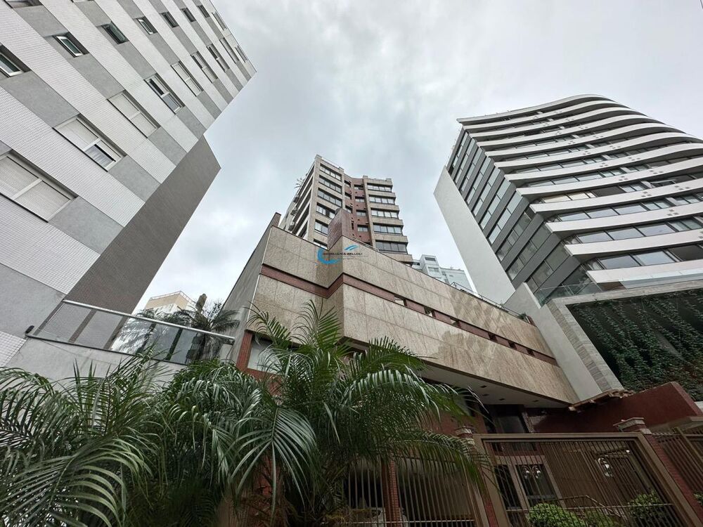 Cobertura, 2 quartos, 209 m² - Foto 1