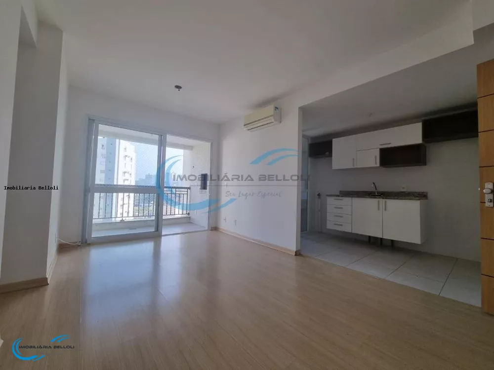 Apartamento à venda com 2 quartos, 68m² - Foto 4