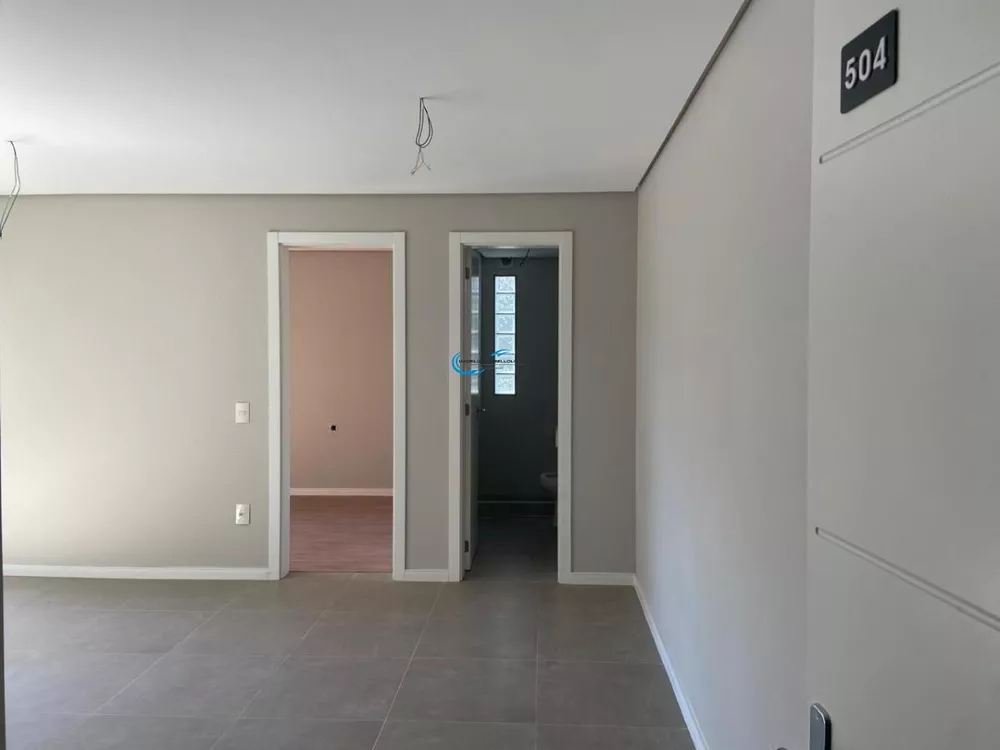 Apartamento à venda com 1 quarto, 38m² - Foto 2