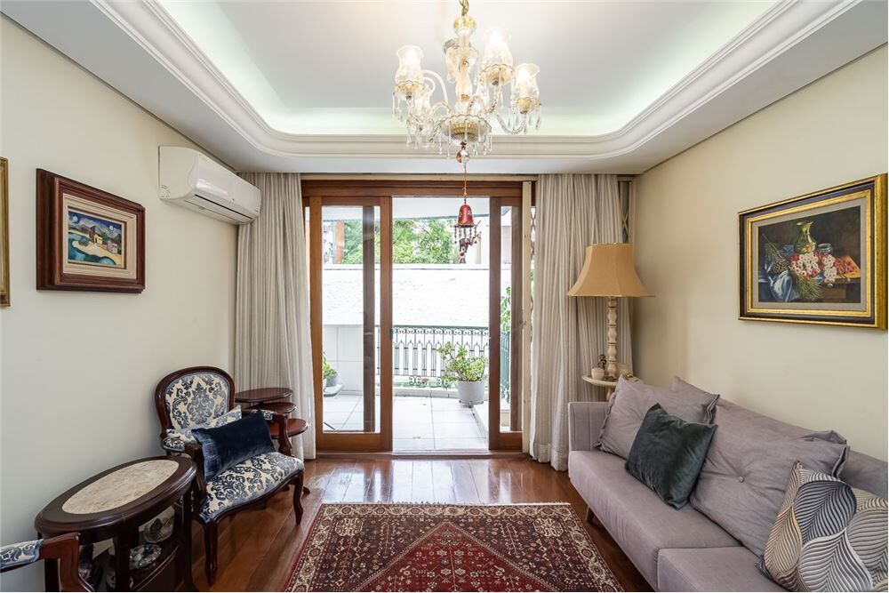 Apartamento à venda com 3 quartos, 131m² - Foto 8