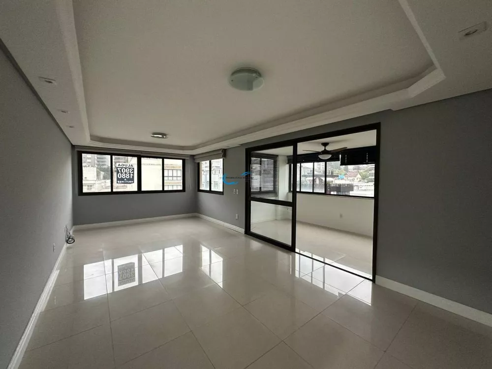 Apartamento para alugar com 3 quartos, 127m² - Foto 2