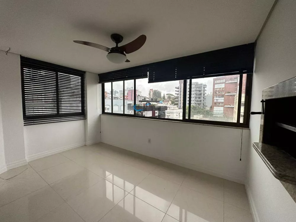 Apartamento para alugar com 3 quartos, 127m² - Foto 4