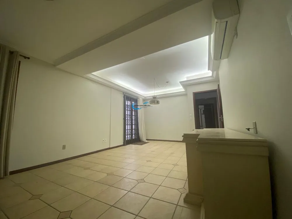 Casa, 3 quartos, 300 m² - Foto 14