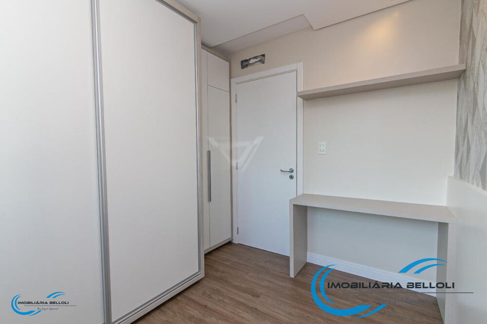 Apartamento à venda com 3 quartos, 93m² - Foto 4