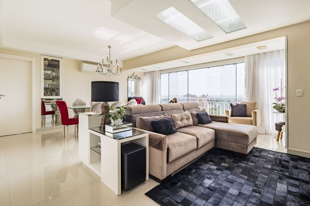 Apartamento à venda com 3 quartos, 125m² - Foto 1