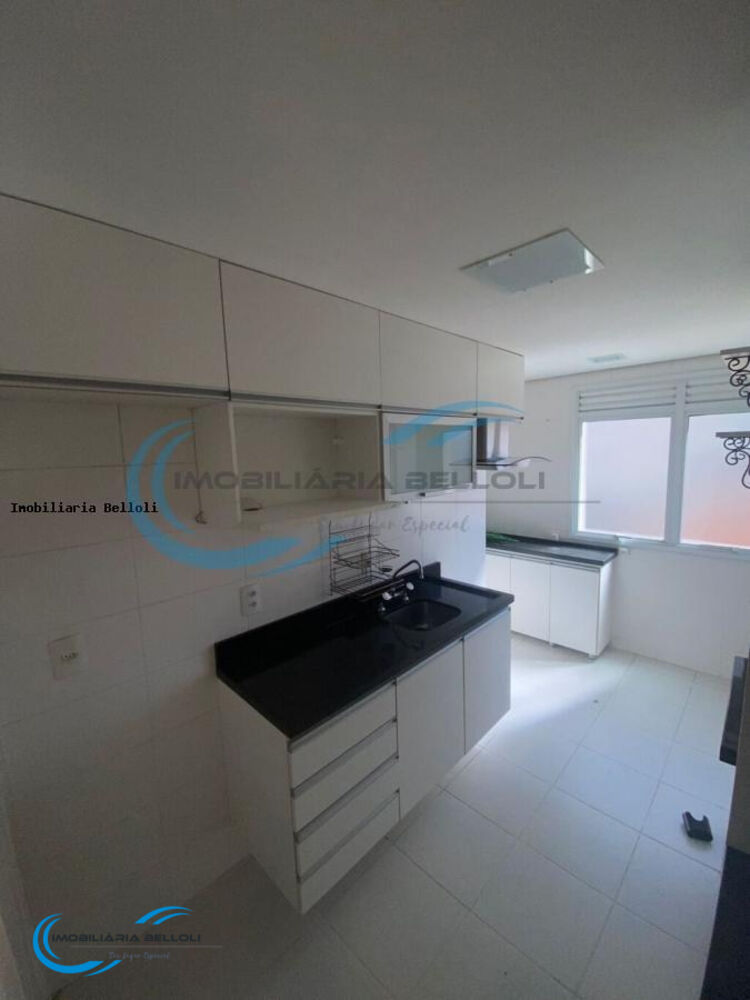 Apartamento à venda com 2 quartos, 70m² - Foto 3