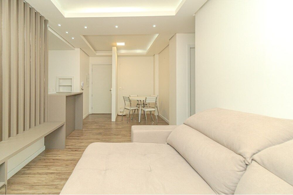 Apartamento à venda com 2 quartos, 65m² - Foto 3