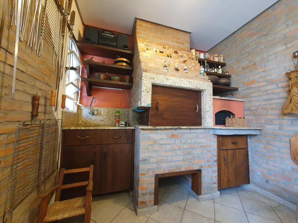 Casa, 3 quartos, 248 m² - Foto 3