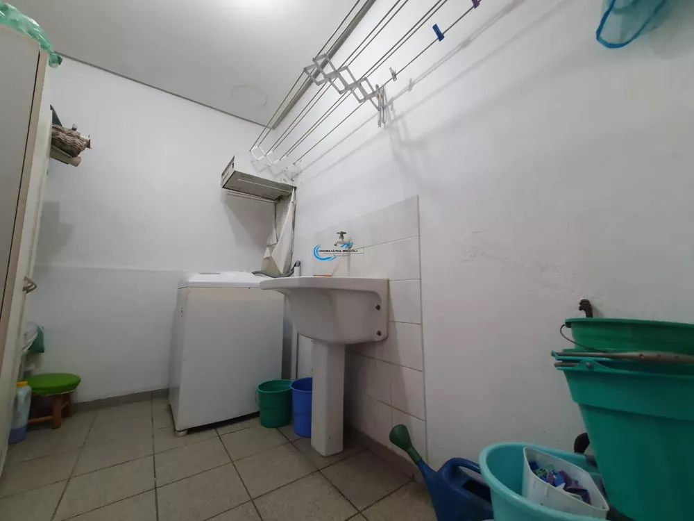 Casa, 3 quartos, 248 m² - Foto 2