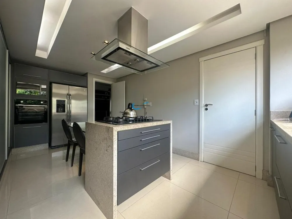 Cobertura, 3 quartos, 318 m² - Foto 13
