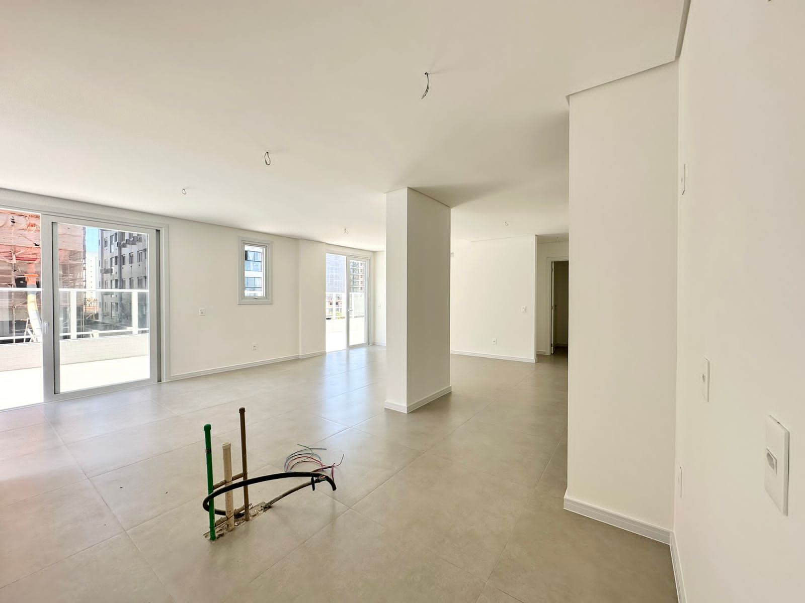 Apartamento à venda com 4 quartos, 246m² - Foto 13