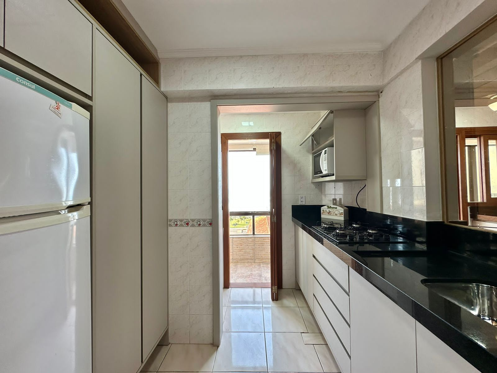 Apartamento à venda com 2 quartos, 93m² - Foto 11