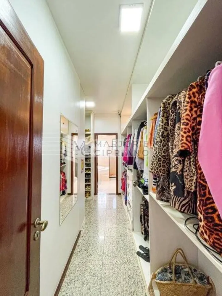 Casa, 6 quartos, 328 m² - Foto 5