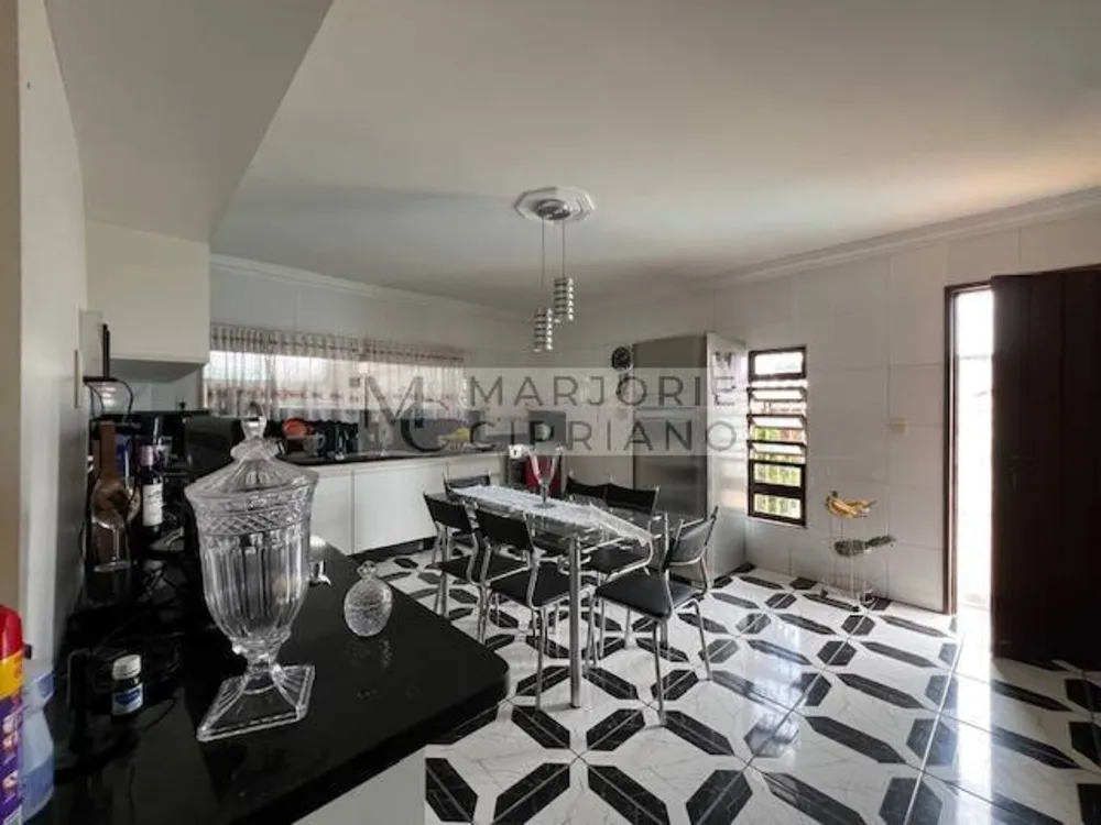 Casa, 4 quartos, 271 m² - Foto 4