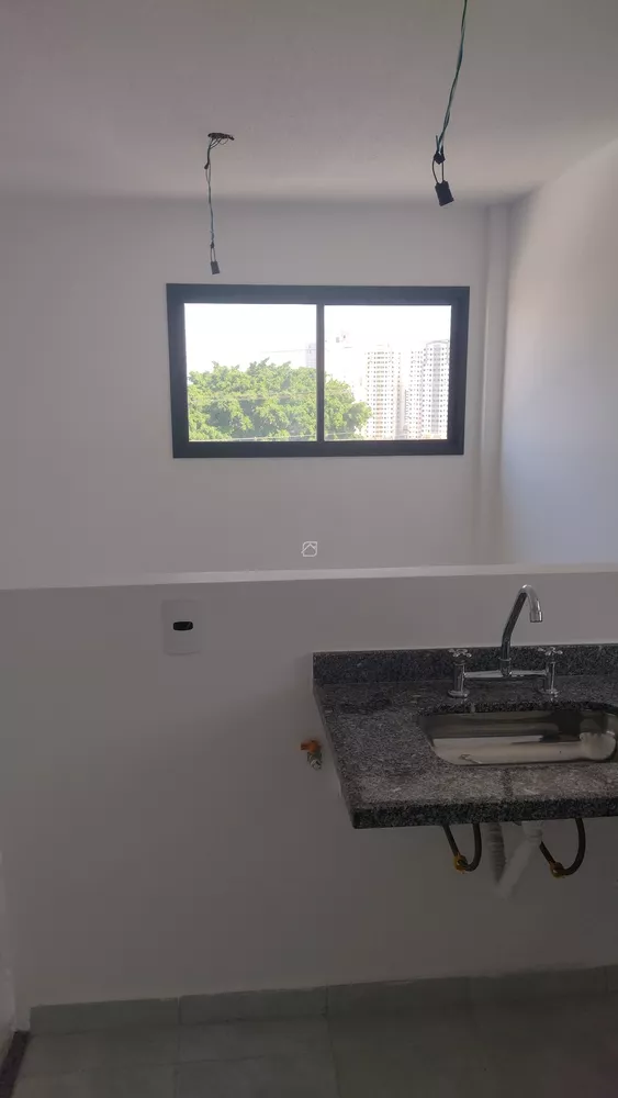 Apartamento à venda com 1 quarto, 36m² - Foto 2