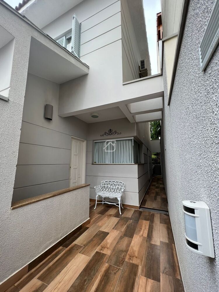 Casa, 3 quartos, 208 m² - Foto 3