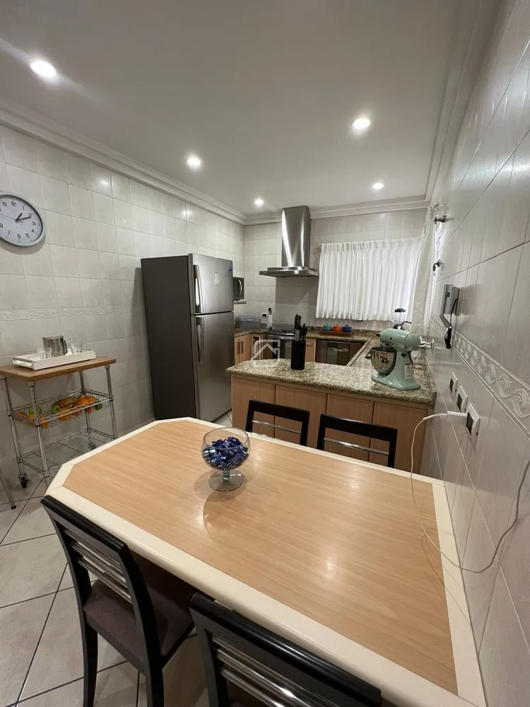 Casa, 3 quartos, 208 m² - Foto 10