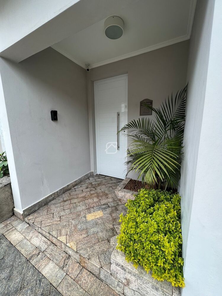 Casa, 3 quartos, 208 m² - Foto 2