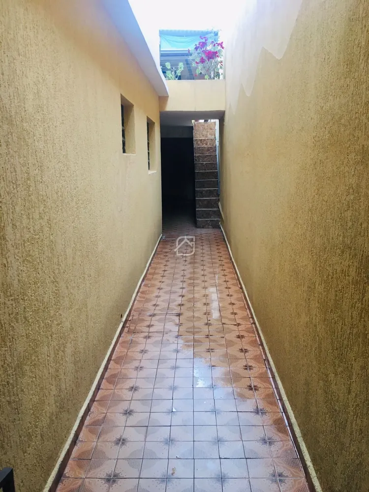 Casa, 3 quartos, 212 m² - Foto 3