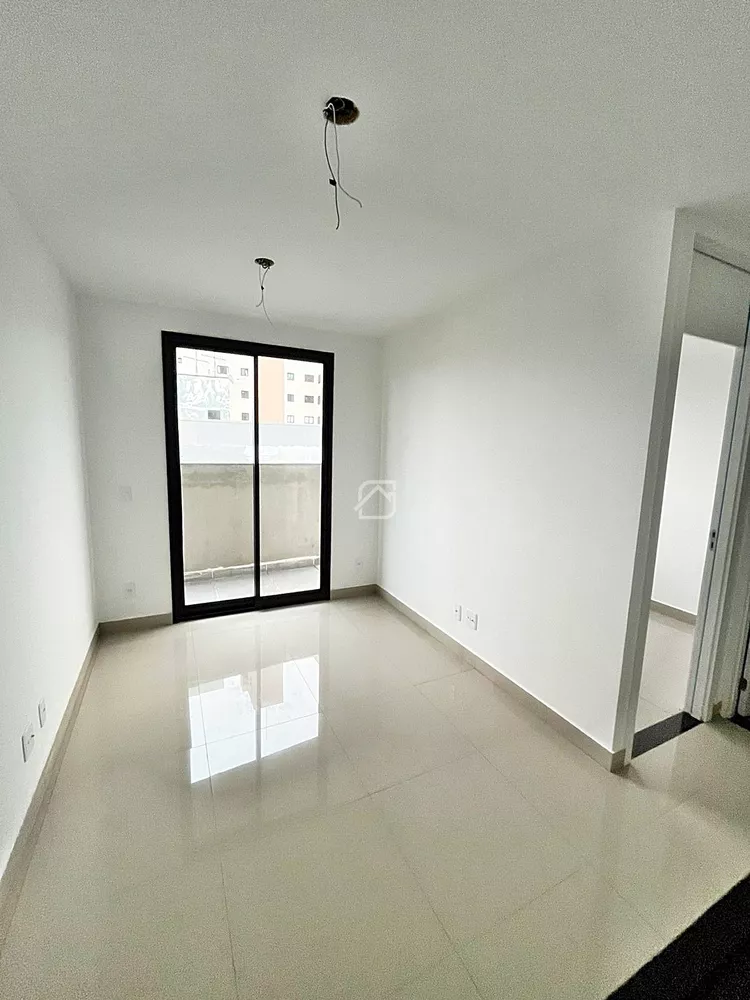 Apartamento à venda com 2 quartos, 37m² - Foto 1