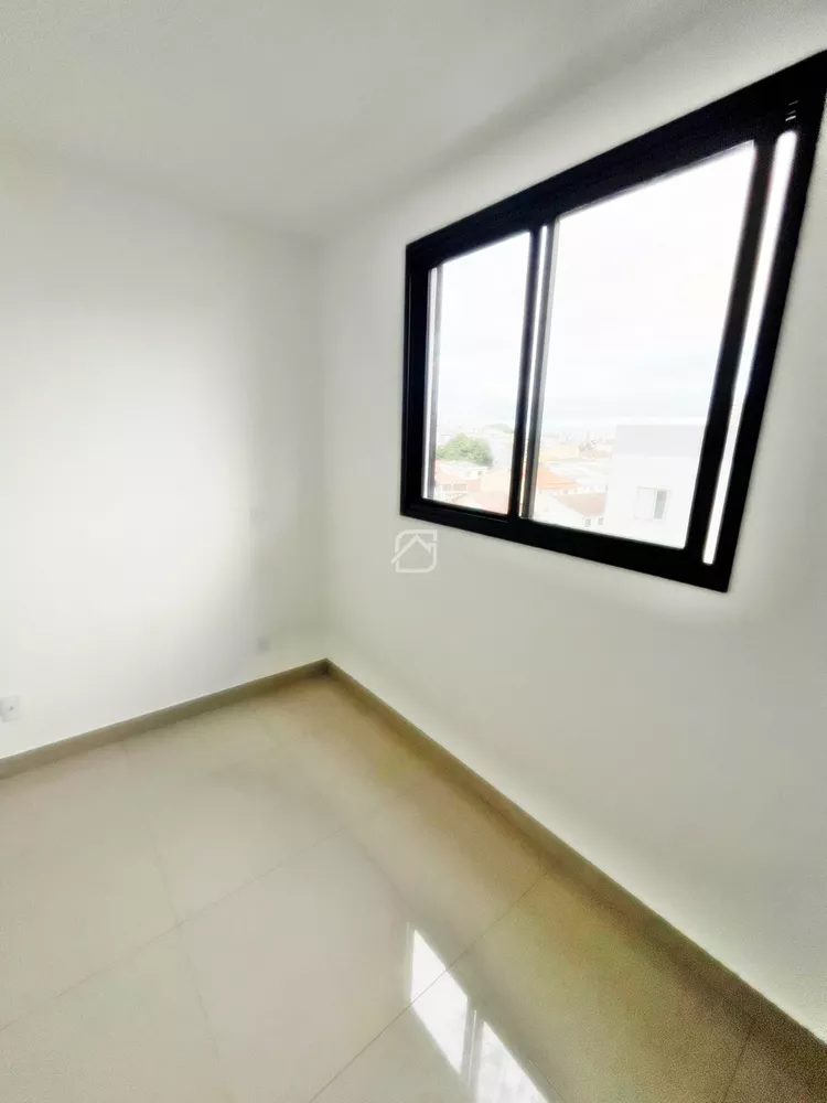 Apartamento à venda com 2 quartos, 37m² - Foto 4