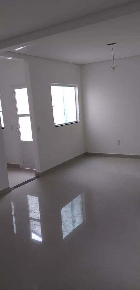 Apartamento à venda com 2 quartos, 57m² - Foto 2