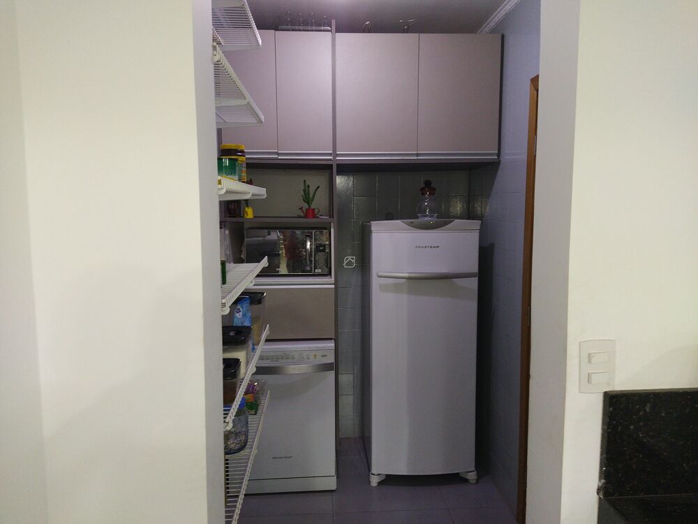 Casa à venda e aluguel com 5 quartos, 289m² - Foto 2
