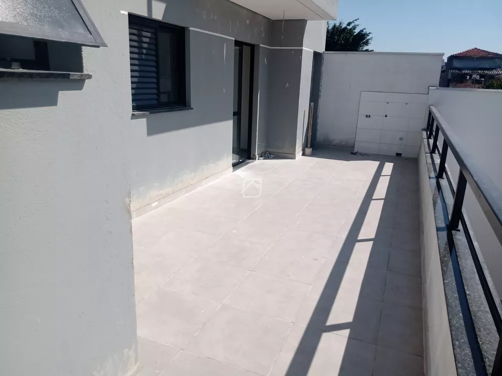 Apartamento à venda com 2 quartos, 70m² - Foto 3