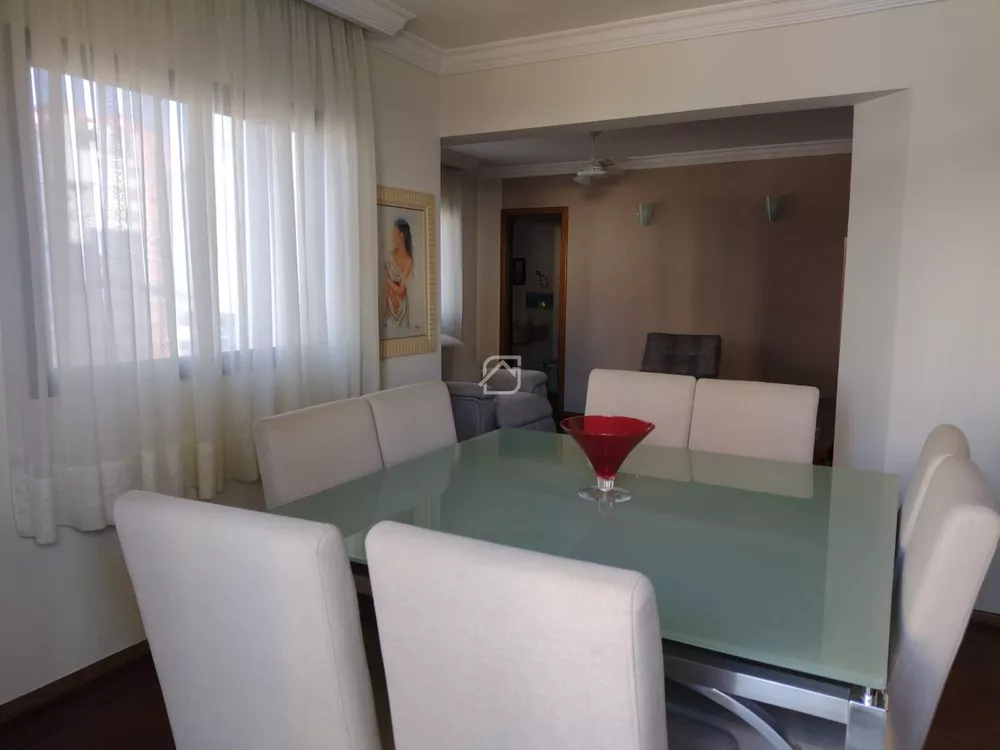 Apartamento, 3 quartos, 160 m² - Foto 2