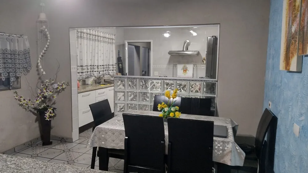 Casa, 3 quartos, 164 m² - Foto 1
