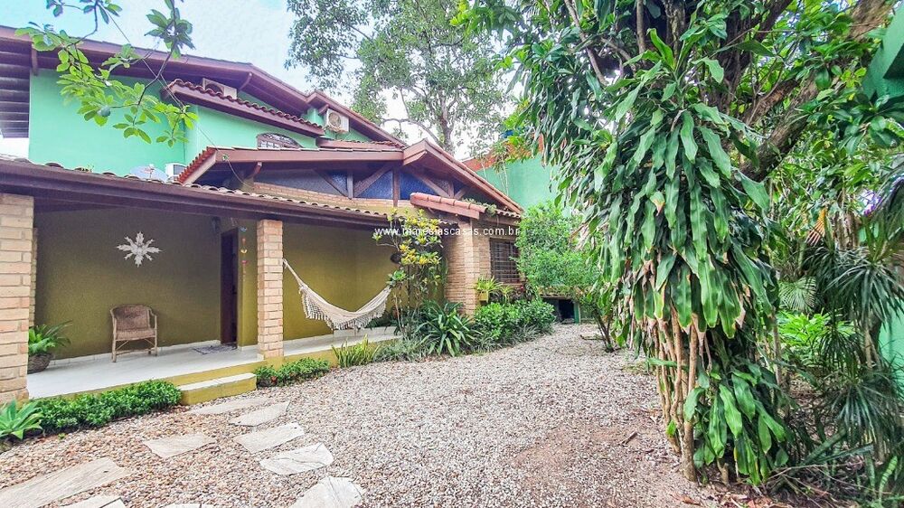 Casa à venda e temporada com 3 quartos, 150m² - Foto 3