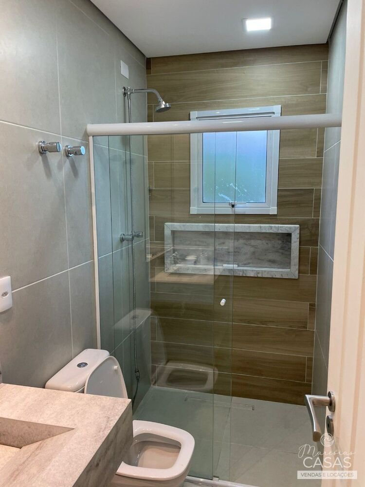 Casa, 6 quartos, 385 m² - Foto 1